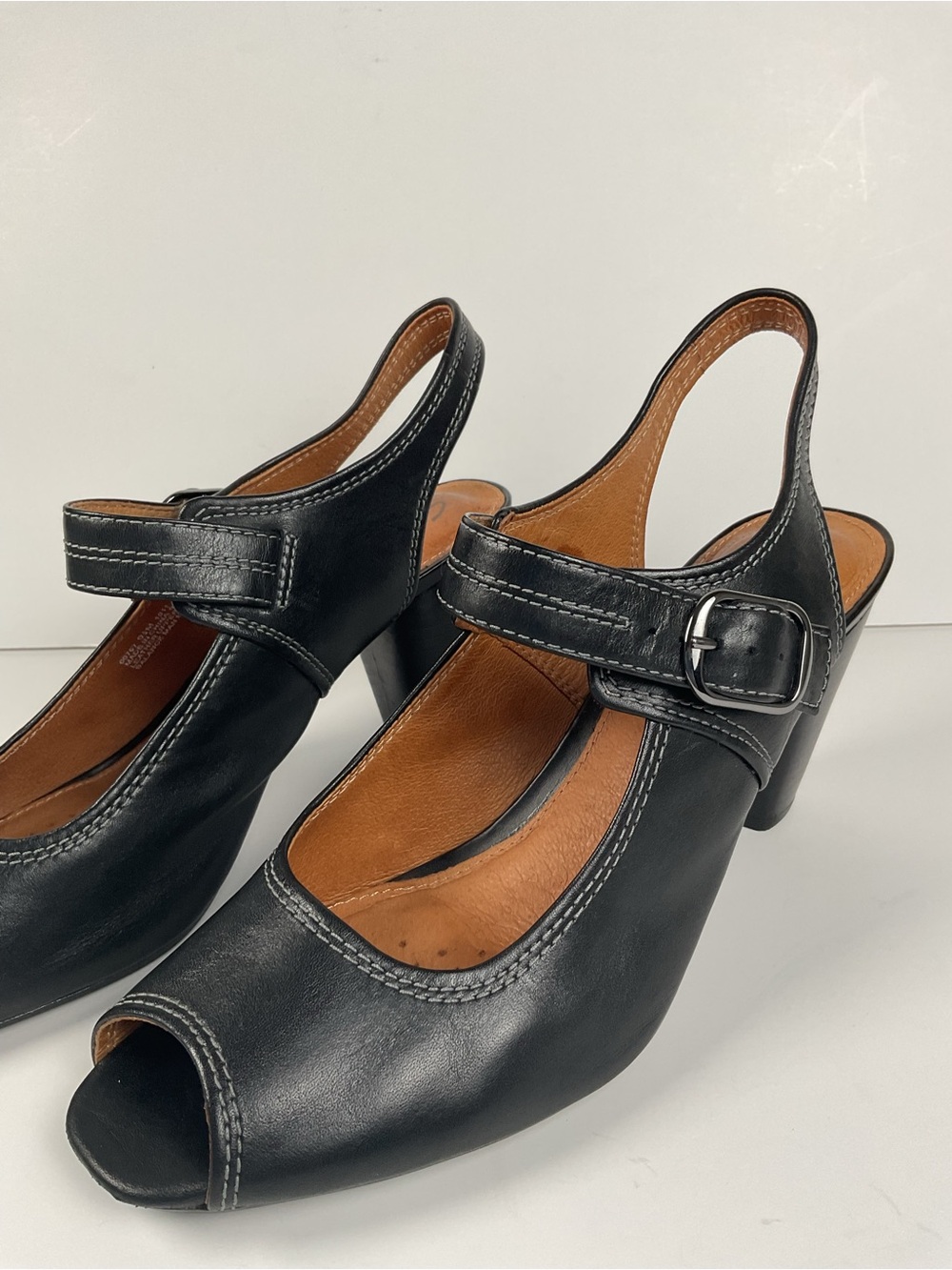Clarks Artisan Black Leather Slingback Peep Toe Heels Women’s 9.5M - Picture 2 of 11